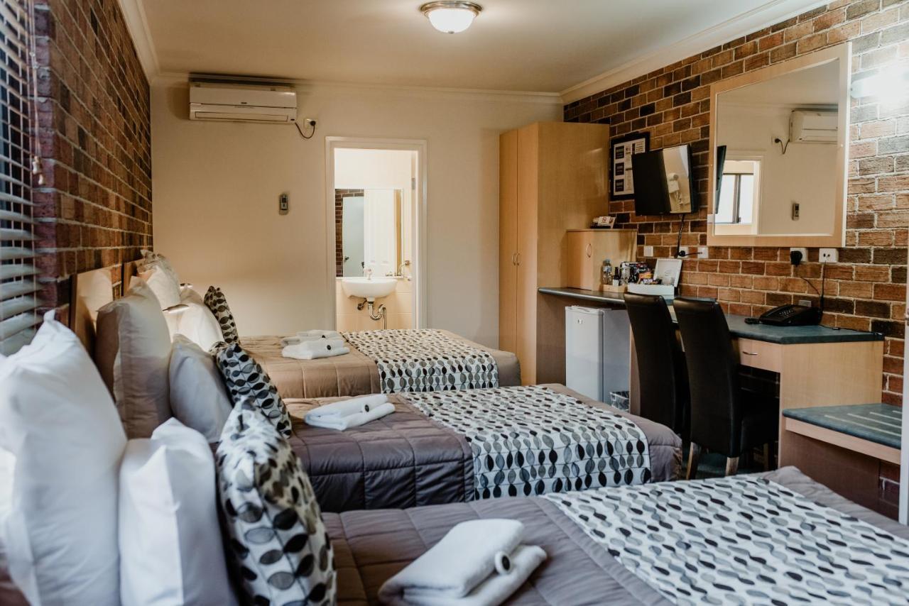 Inverell Terrace Motor Lodge ภายนอก รูปภาพ