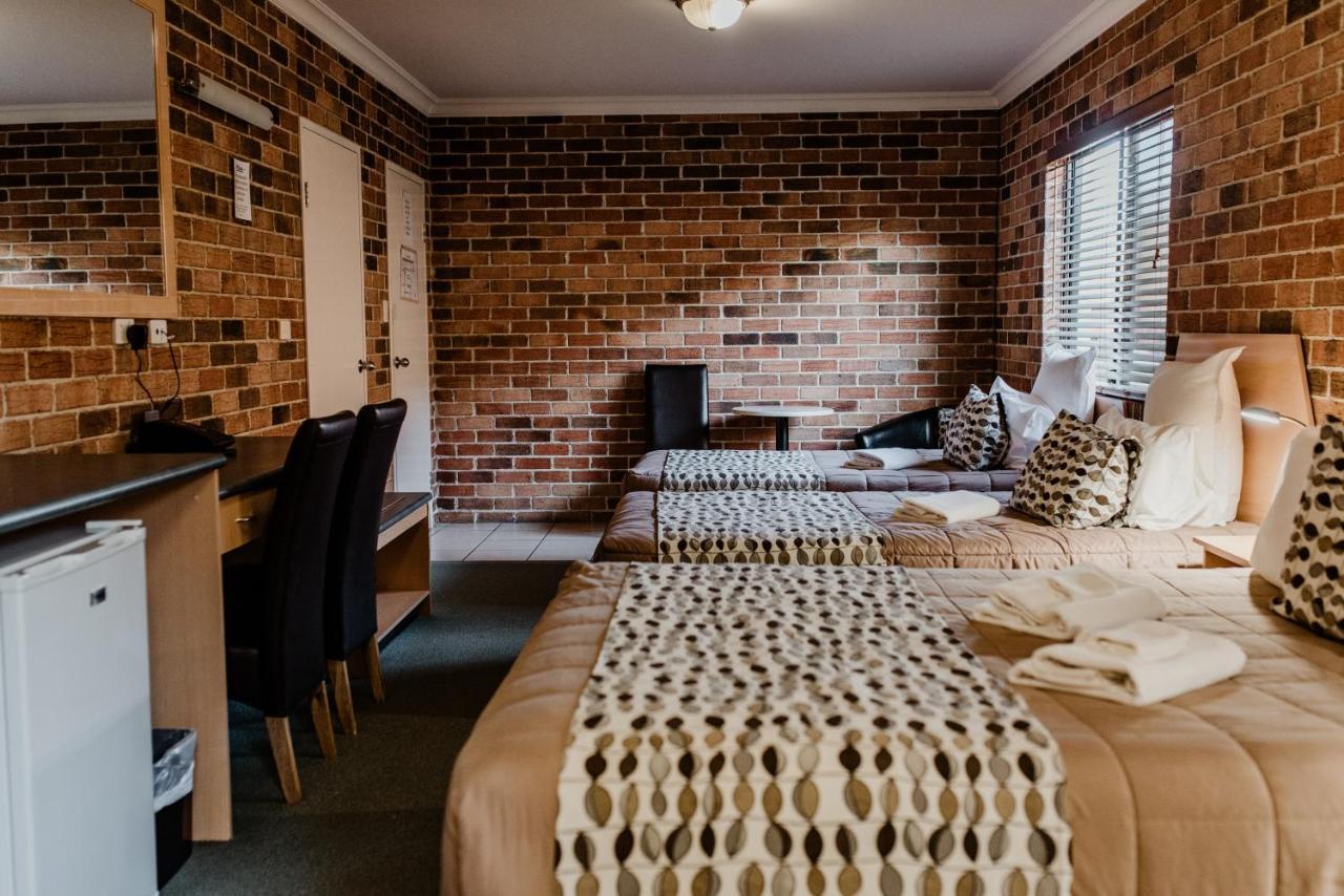 Inverell Terrace Motor Lodge ภายนอก รูปภาพ